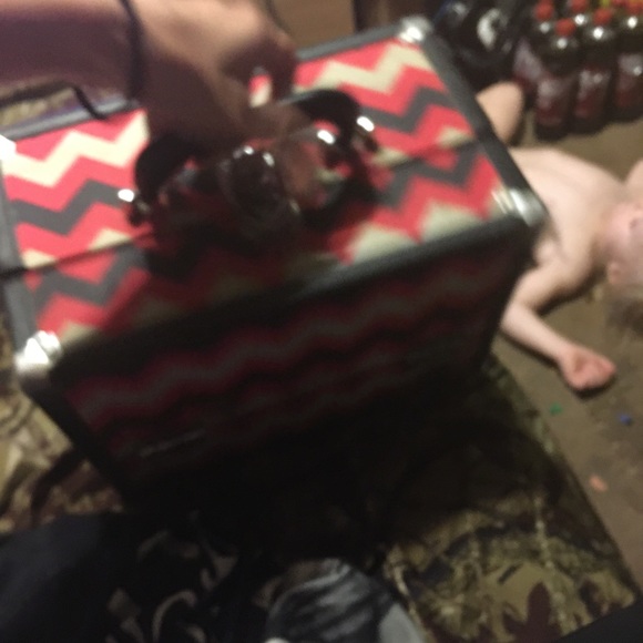 Lockable storage - Picture 4 of 4